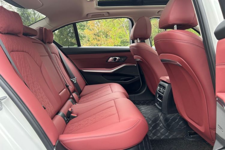 Used BMW 3 Series 2025 330Li M Sport Shadowline Package
