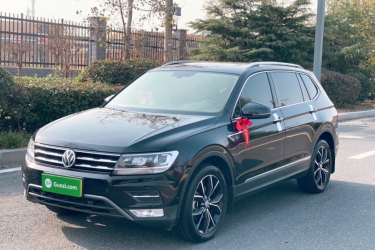 Used Volkswagen Tiguan L 2019 Revised 330TSI Automatic Two-Wheel Drive Smart & Luxury Edition China VI Standard
