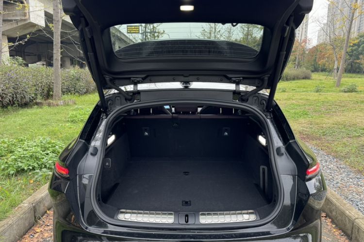 Used Nio ET5T 2024 75kWh Touring
