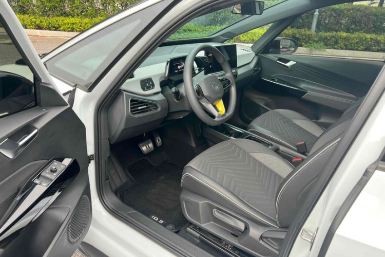 Used Volkswagen ID.3 2022 Active Pure Intelligent Enjoyment Edition
