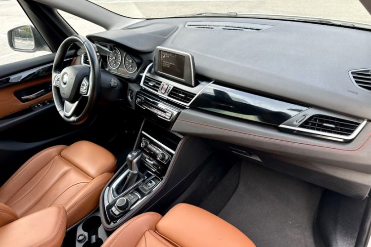 Used BMW 2 Series Gran Tourer 2015 218i Sports Design Package