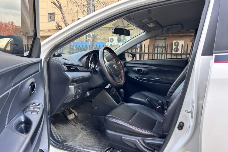 Used Toyota YARiS L 2018 1.5E CVT Champion Limited Edition
