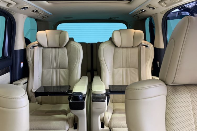 Used Toyota Vellfire 2019 Dual-Engine 2.5L HV Prestige Edition
