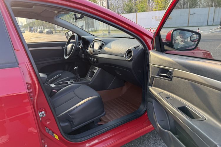 Used Roewe 350 2014 1.5L Manual Swift Edition
