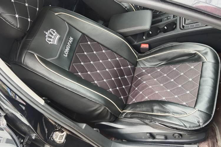 Used Volkswagen Magotan 2023 2 Million Units Limited Edition 330TSI DSG Leading Version
