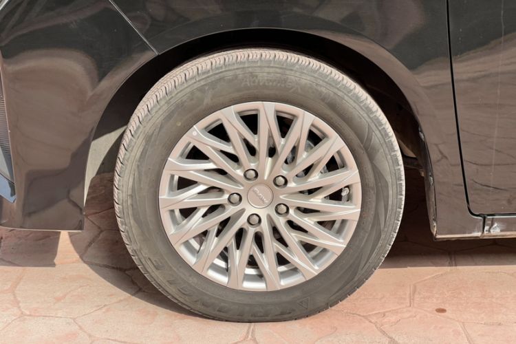 Used  Ruisheng Ace M7 2023 2.0L Automatic Long Wheelbase Enjoyment Version 7 Seats
