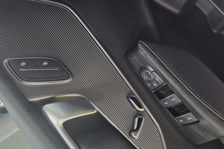 Used Buick LaCrosse 2024 28T Luxury Edition
