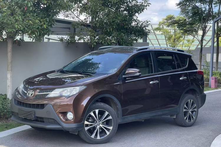 Used Toyota RAV4 2015 2.5L Automatic 4x4 Elite Edition