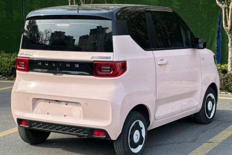 Used Wuling Hongguang MINIEV 2022 Macaron Premium Model – Lithium Ternary Battery
