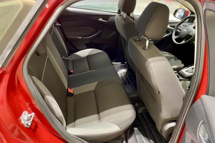 Used Ford Focus 2012 Hatchback 1.6L Automatic Comfort Model
