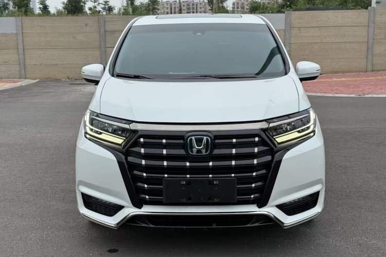 Used Honda Elysion 2022 2.0L eHEV Luxury First Edition
