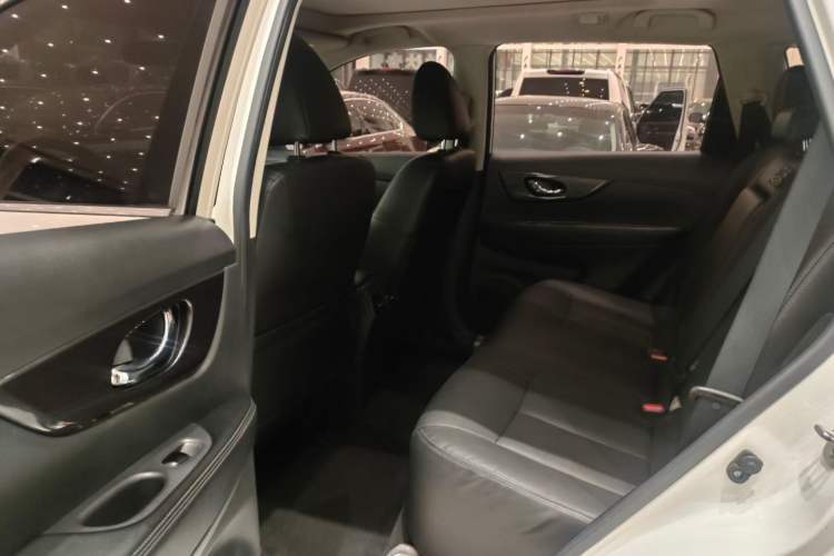 Used Nissan X-Trail 2017 2.0L CVT Comfort Edition 2WD
