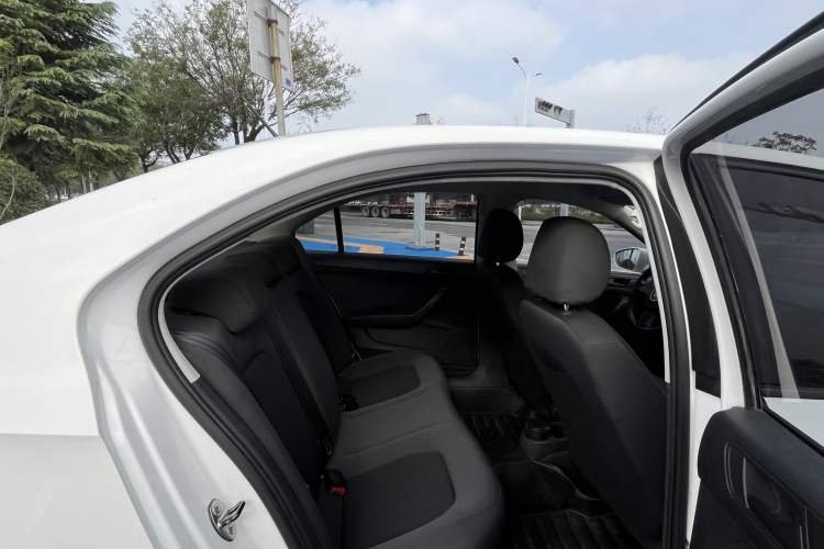 Used Volkswagen Santana 2013 1.4L Manual Fashion Edition