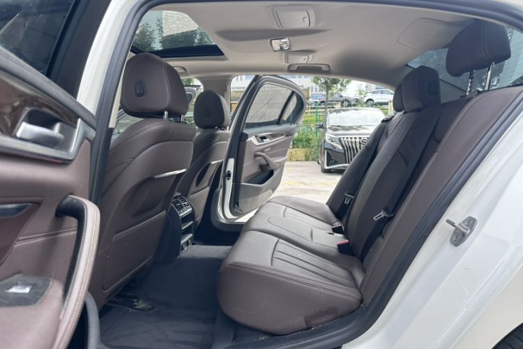 Used BMW 5 Series 2019 Facelifted 525Li Luxury Package
