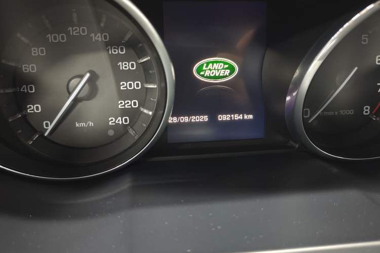 Used Land Rover Range Rover Evoque 2015 2.0T Five-Door Zhiyao Edition
