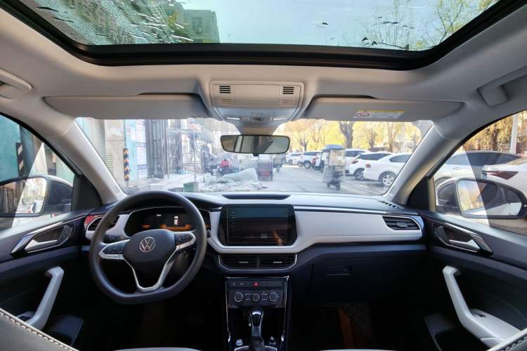 Used Volkswagen Tharu 2025 New Sharp 1.5L Ambitious Edition