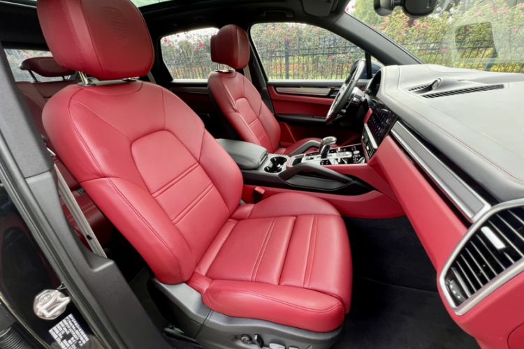 Used Porsche Cayenne 2023 Cayenne 3.0T Platinum Edition
