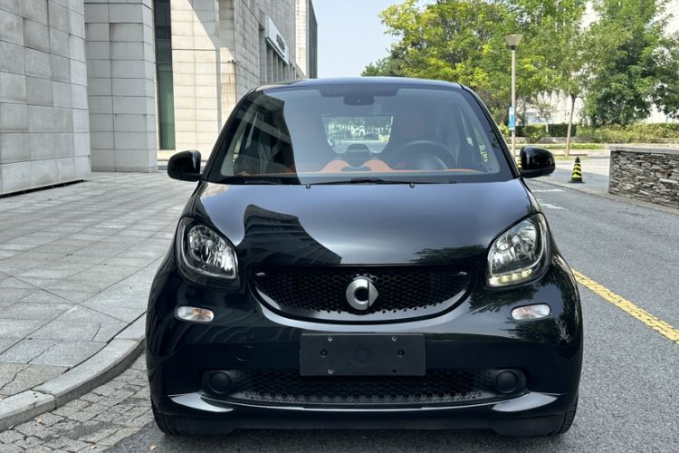 Used  fortwo 2015 1.0L 52 kW Hardtop Passion Edition

