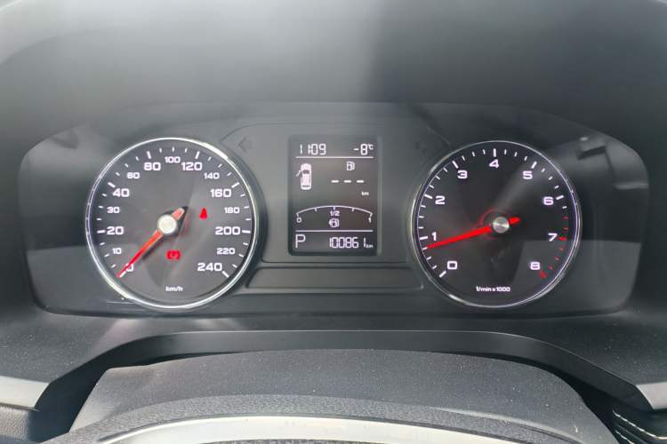 Used Roewe i6 2019 PLUS 20T TST 4G Connected Flagship Superb Edition
