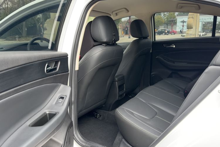 Used Chery Arrizo 5 2021 PRO 1.5L Manual Youth Edition
