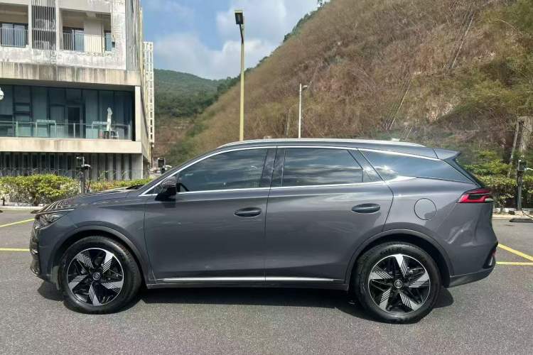 Used BYD Tang New Energy 2023 DM-i Champion Edition 112KM Prestige Model
