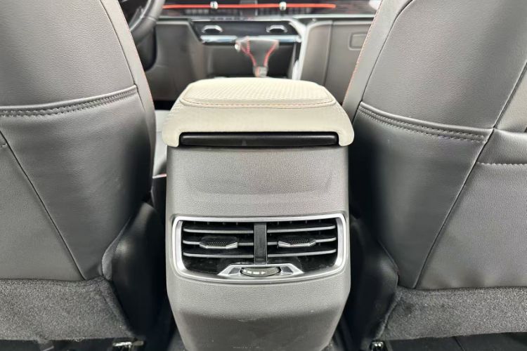 Used Baojun RC-6 2019 1.5T CVT 24-Hour Online Luxury Edition