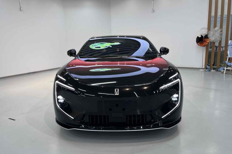 Used  12 2024 Updated Version 700 Three-Laser Rear-Wheel Drive Luxury Edition
