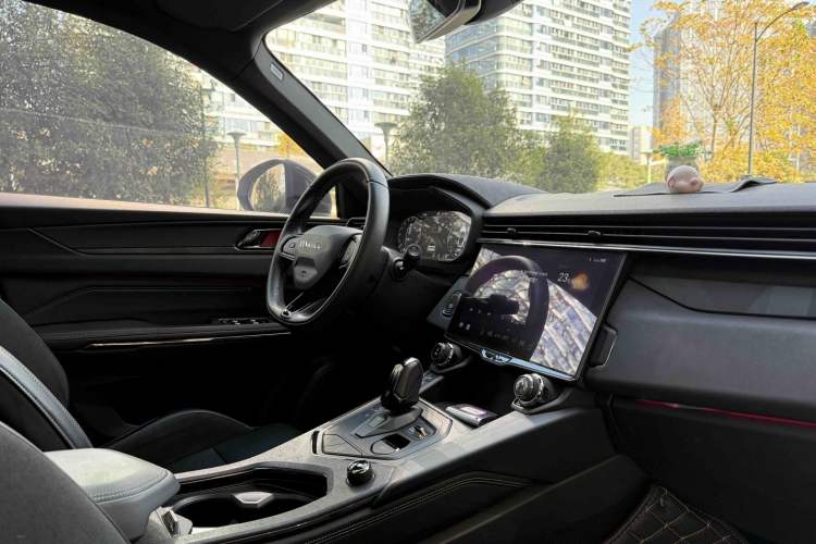 Used Lynk & Co 01 EM-P 2021 1.5TD PHEV Halo
