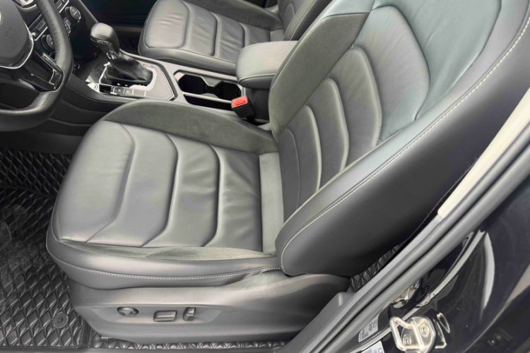 Used Volkswagen Tiguan L 2019 Updated Version 330TSI Automatic Two-Wheel Drive Panoramic Comfort Edition China VI Standard
