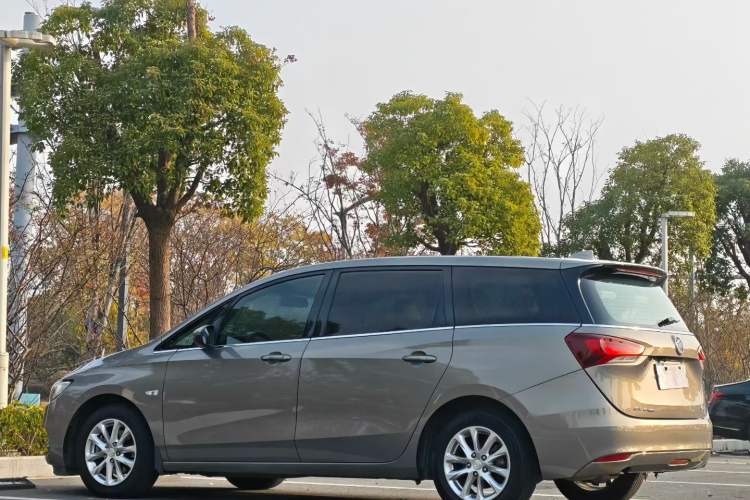 Used Buick GL6 2019 18T 6-Seater Elite Version China VI Standard
