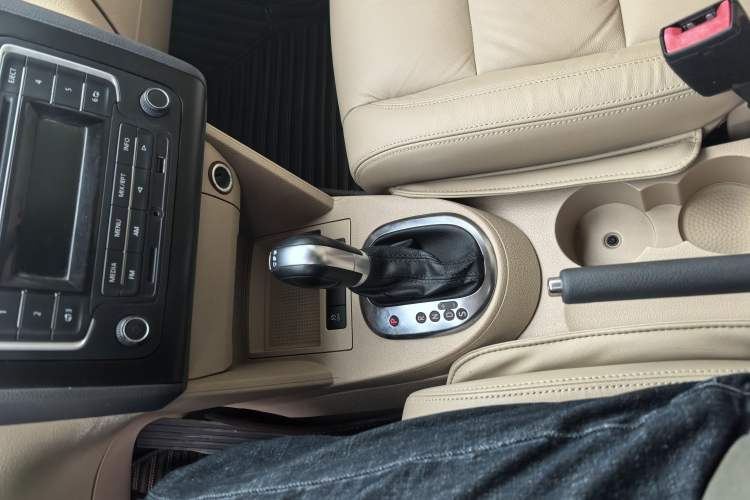 Used Volkswagen Touran 2015 1.4T DSG Comfort Edition 5 Seats
