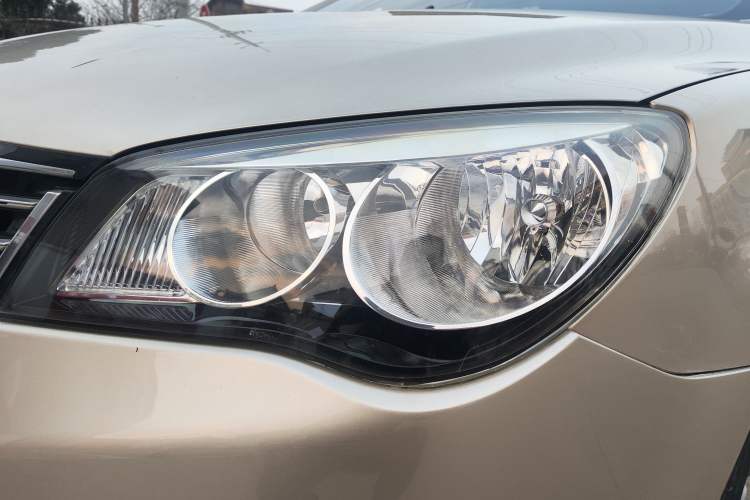 Used Roewe 350 2014 1.5L Automatic Xunda Edition
