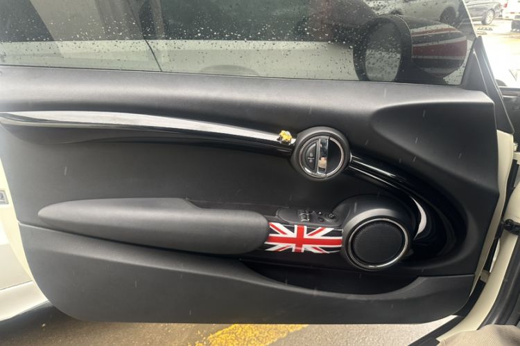 Used  MINI 2019 1.5T ONE PLUS