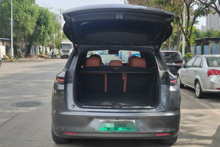 Used Li Auto L7 2023 Pro Model
