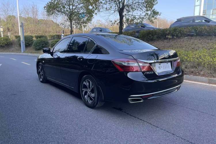 Used Honda Accord 2016 2.0L Comfort Edition
