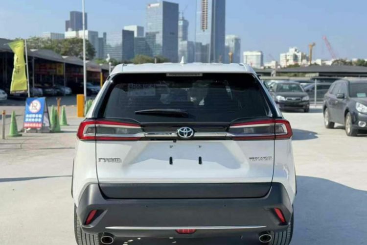 Used Toyota Wildlander 2022 2.0L CVT Two-Wheel Drive Luxury PLUS Edition
