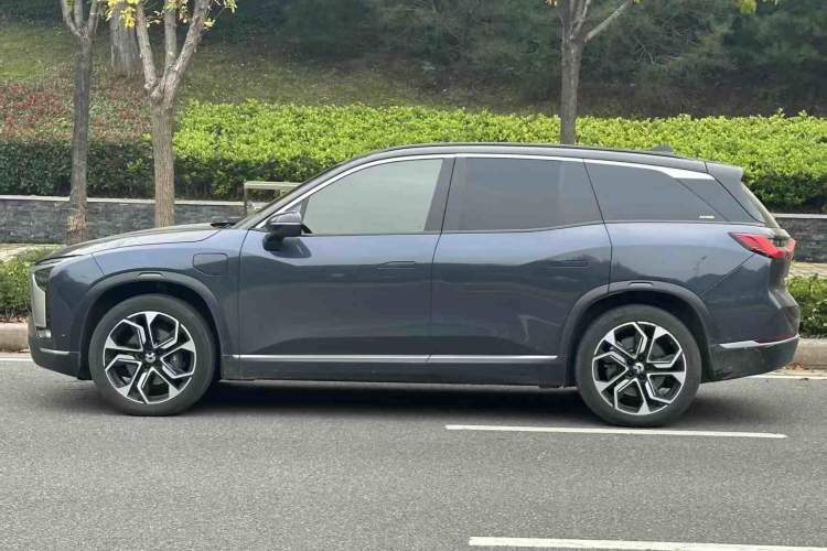 Used Nio ES8 2020 415 km Range 6-Seater Version
