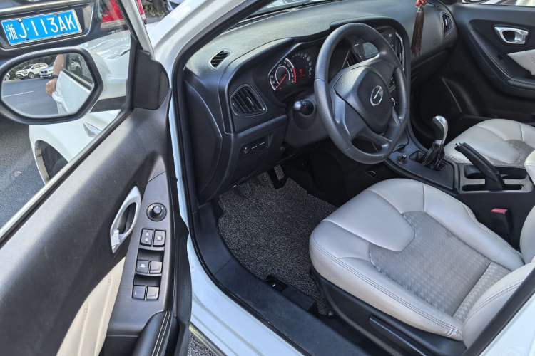 Used GAC Trumpchi GA3S Vision 2016 200T Manual Elite Edition
