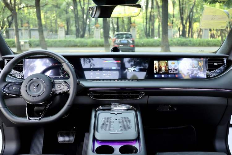 Used VOYAH FREE 2025 318 318 km Rear-Drive Touring Edition
