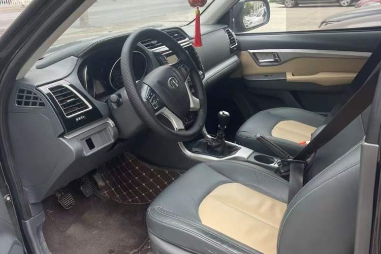 Used Great Wall Wingle 6 2014 2.0T Two-Wheel Drive Navigation Version 4D20B
