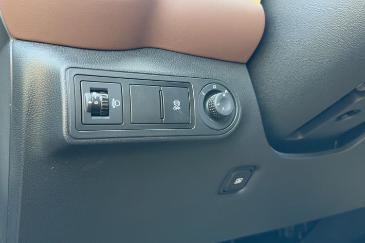 Used Wuling Bingo 2023 333 km Lingxi Connected+ Version
