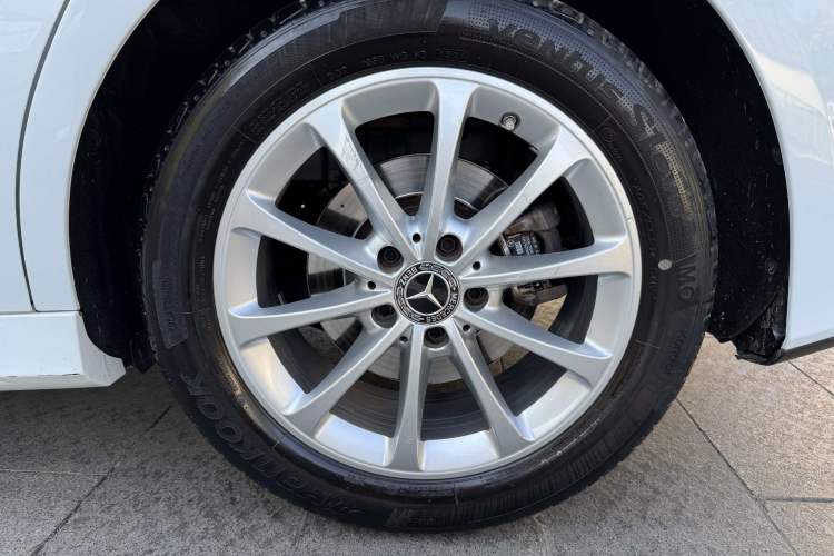 Used Mercedes-Benz A-Class 2021 A 200 L Sport Sedan Fashion Model