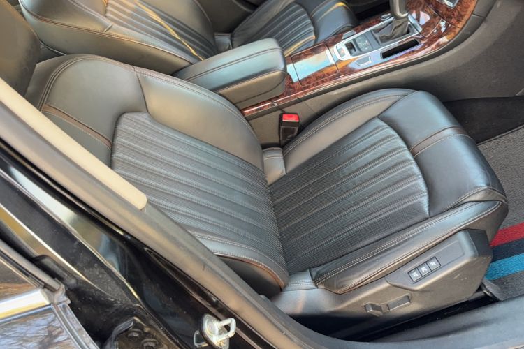 Used Dongfeng Aeolus A9 2016 1.8T Luxury Model
