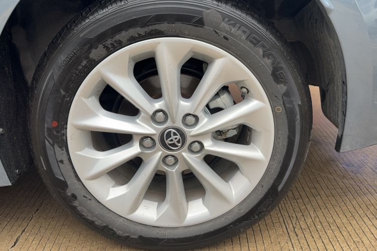 Used Toyota Corolla 2021 Dual-Motor 1.8L E-CVT Elite Edition
