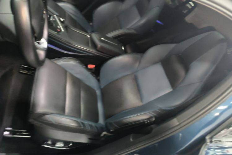 Used Lynk & Co 05 2020 2.0TD Two-Wheel Drive Shine Halo
