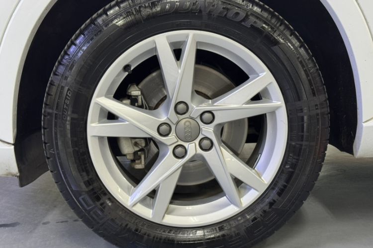 Used Audi Q3 2016 35 TFSI Fashion Model
