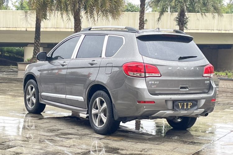 Used Haval H6 2015 Upgraded Model 1.5T Manual Two-Wheel Drive Elite Version