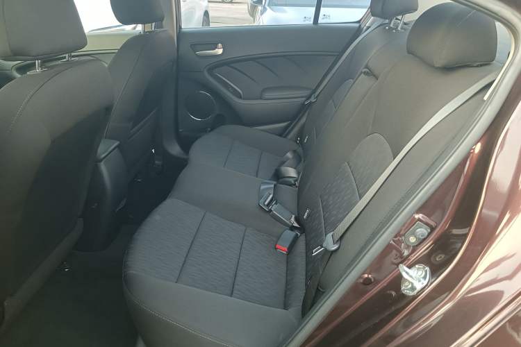 Used Kia K3 2013 1.6L Automatic GLS
