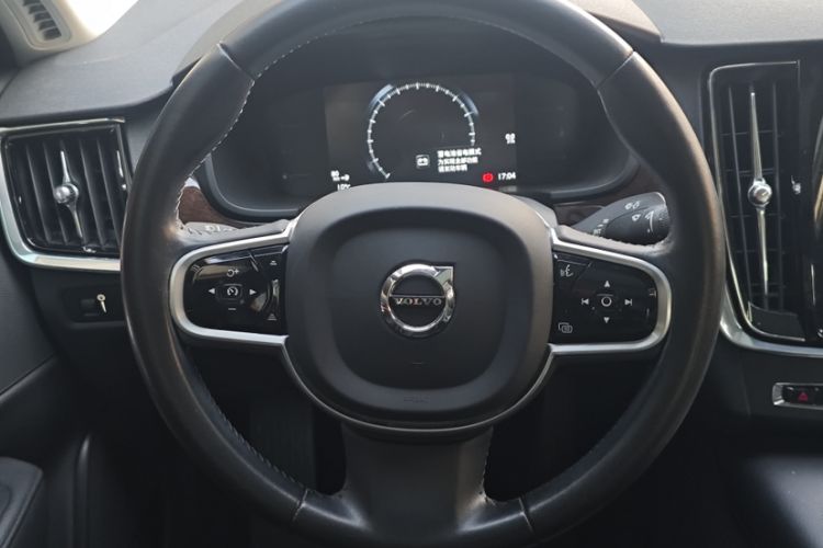 Used Volvo S90 2017 T4 Zhiyuan Edition