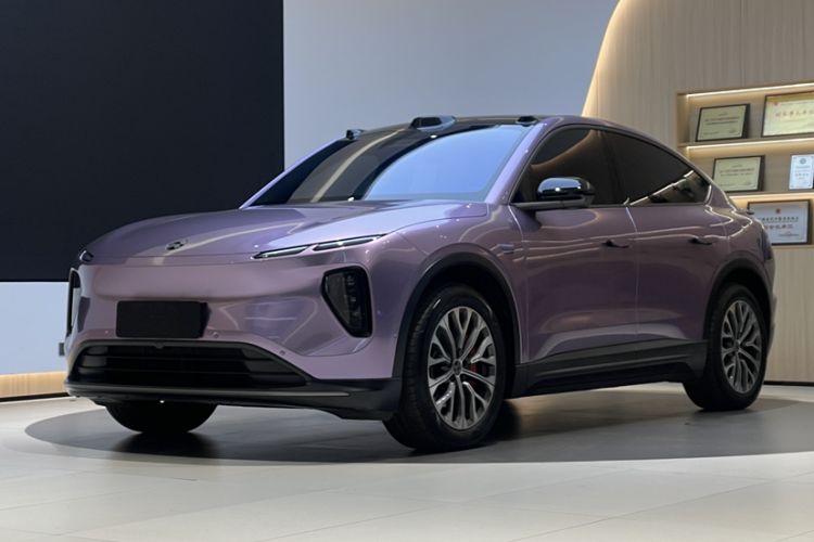 Used Nio EC6 2024 75 kWh